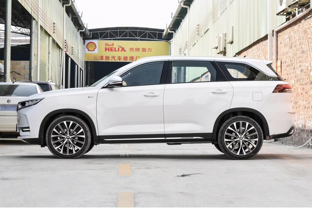 被低估的优质SUV，欧尚X7轴距近2米8，品质一流不足8万起