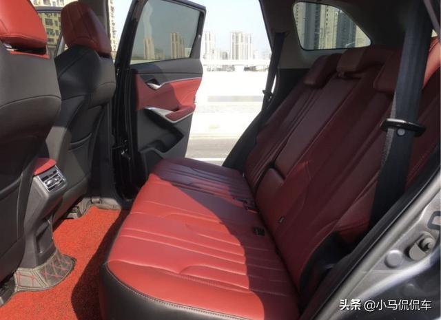 喜提长安CS75PLUS，动力充沛但油耗偏高，这价格买贵了吗