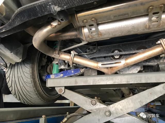 7万把斯巴鲁BRZ挪到屋里，从此环游世界都不是梦？