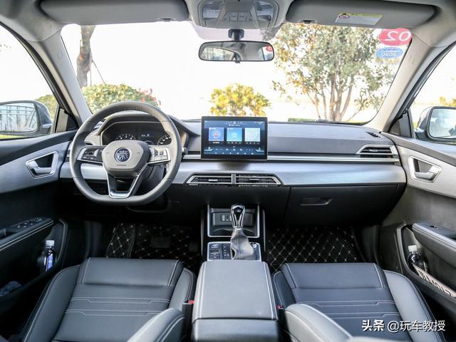 10万落地只能选英朗？不！这几款中国车型更出色