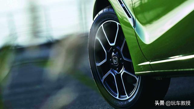 10万出头买0.66L跑车，这些车真不是来开玩笑的