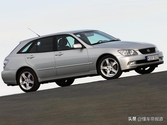 新车｜买奥迪A4 Avant还是它？曝雷克萨斯IS旅行假想图