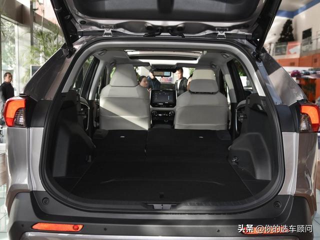 油耗5L质量省心，日系老牌SUV，丰田混动，丰田RAV4荣放