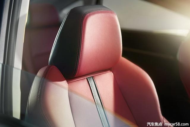 10万预算，吉利帝豪GL对比长安逸动PLUS，自主家轿咋选？