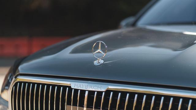 2021款奔驰迈巴赫GLS600：迄今为止最豪华的奔驰SUV