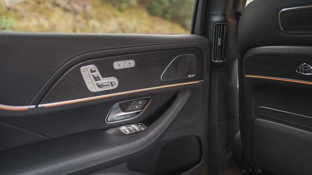 2021款奔驰迈巴赫GLS600：迄今为止最豪华的奔驰SUV