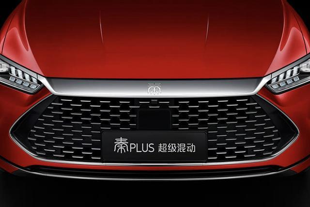 1245km续航，百公里油耗3.8L，比亚迪混动这么强？
