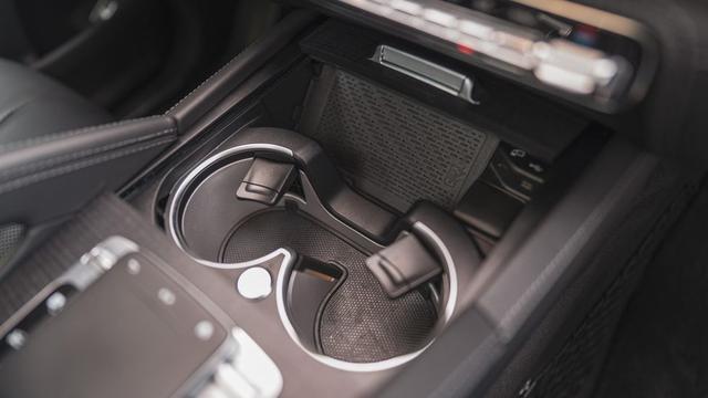 2021款奔驰迈巴赫GLS600：迄今为止最豪华的奔驰SUV