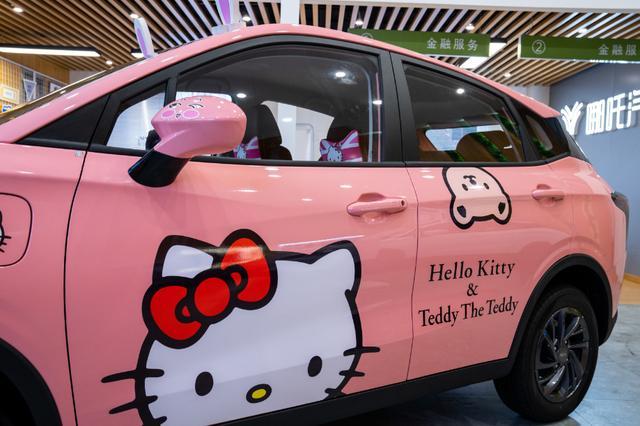Hello Kitty版哪吒V你见过没？简直长在女生的审美上