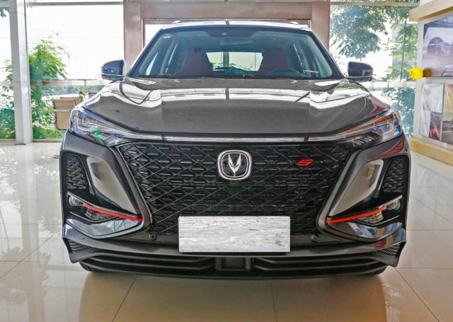 CS75plus全新造型，2.0T大马力+8AT，售价仅需13.99万性价比很高