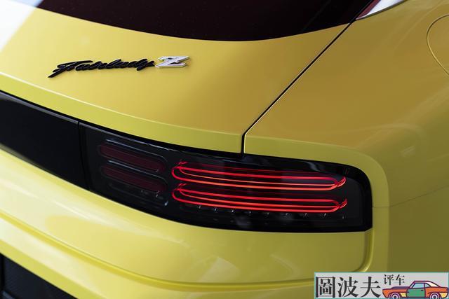 日产400Z 马力上看 444hp，比 Supra 更劲爆