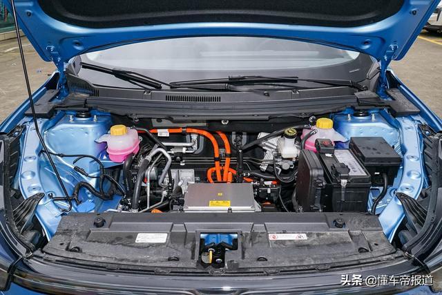 新车｜续航达到610公里，配置优化，哪吒U Pro开启预售