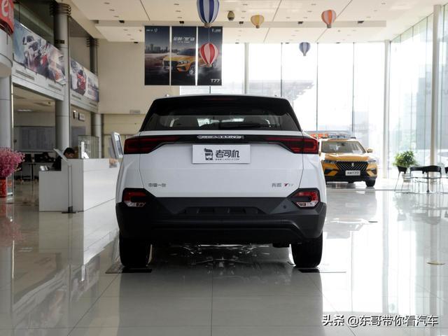 轴距超越合资SUV，价格便宜养车不贵，实拍奔腾T77