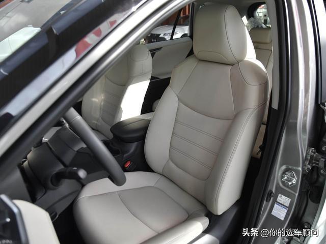 油耗5L质量省心，日系老牌SUV，丰田混动，丰田RAV4荣放