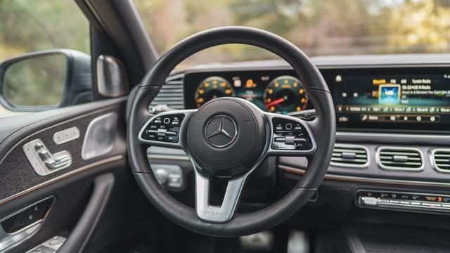 2021款奔驰迈巴赫GLS600：迄今为止最豪华的奔驰SUV