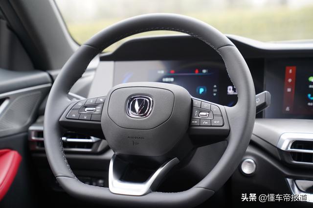 试驾｜10万元1.4T动力，长安新CS35 PLUS好开么？
