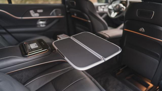 2021款奔驰迈巴赫GLS600：迄今为止最豪华的奔驰SUV
