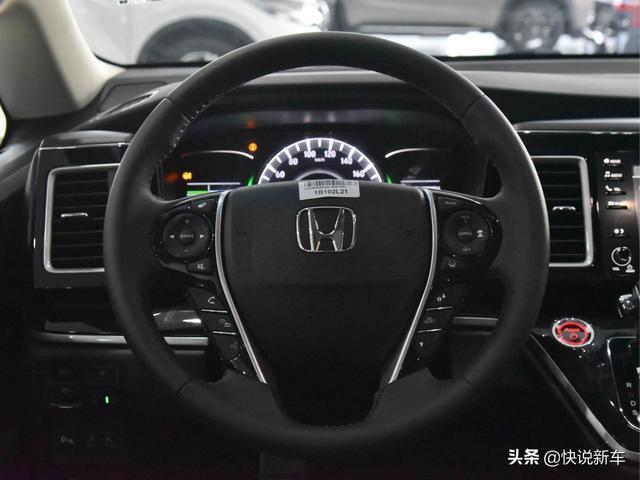 日系省油和耐用，舒舒服服坐7人，本田艾力绅
