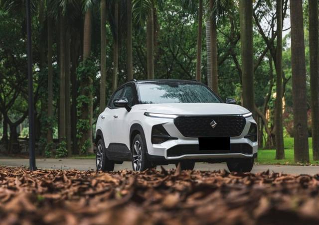 便宜好用的三款小型SUV，10万开走顶配，颜值与实力并存