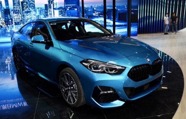 2.0T+纯进口，不到27万就能入手宝马这款最便宜的四门轿跑