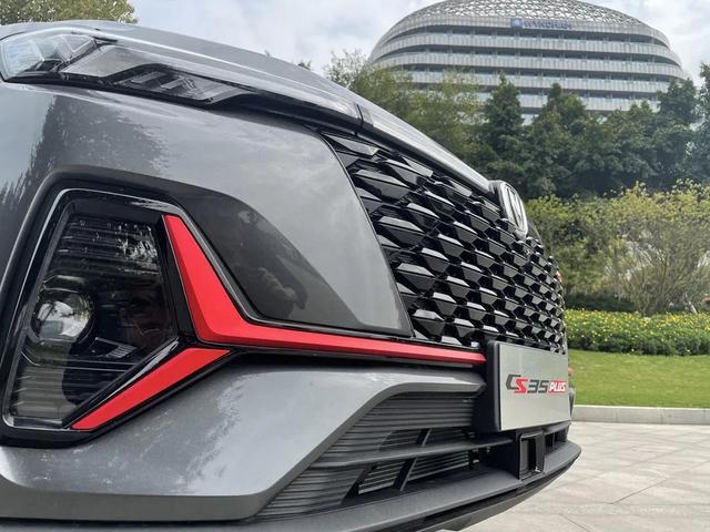 最精致的小型SUV，没有之一！长安CS35PLUS试驾报告