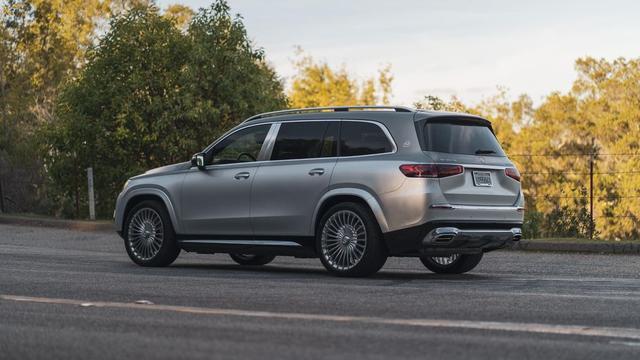 2021款奔驰迈巴赫GLS600：迄今为止最豪华的奔驰SUV