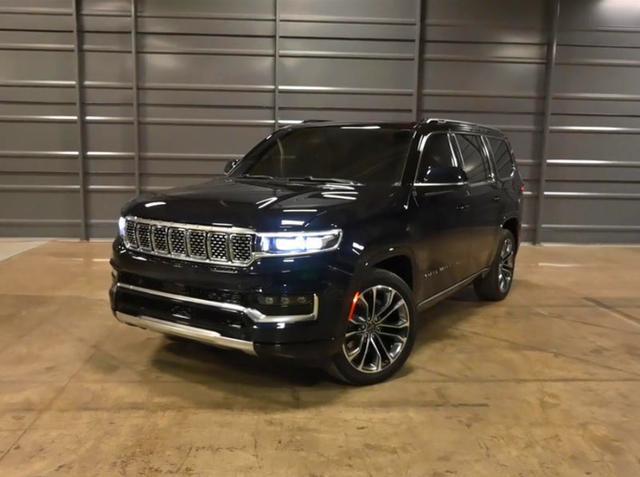 挑战宝马X7！Jeep全新大型SUV实车，标配四驱和空气悬架