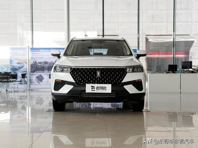 轴距超越合资SUV，价格便宜养车不贵，实拍奔腾T77