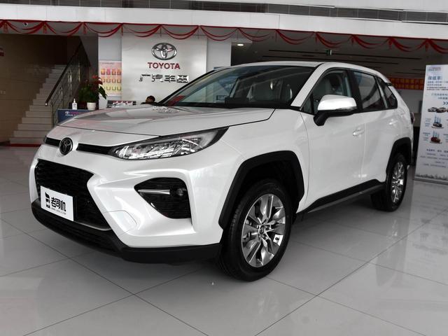 丰田RAV4同平台，空间够大，用着省心，实拍丰田威兰达
