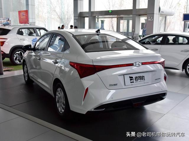 油耗低保养便宜的合资三厢家轿，性价比不输国产车，实拍现代悦纳
