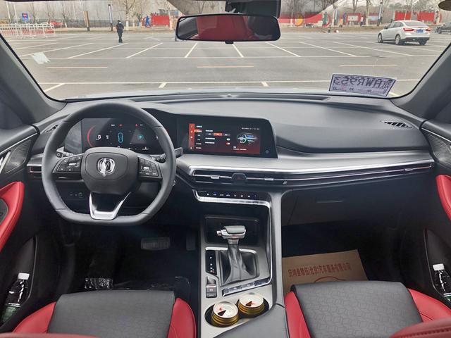 10万元你能买到什么样的SUV？试驾长安CS35 PLUS