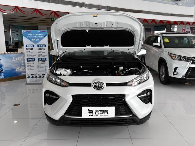 丰田RAV4同平台，空间够大，用着省心，实拍丰田威兰达