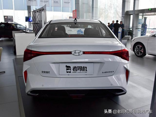 油耗低保养便宜的合资三厢家轿，性价比不输国产车，实拍现代悦纳
