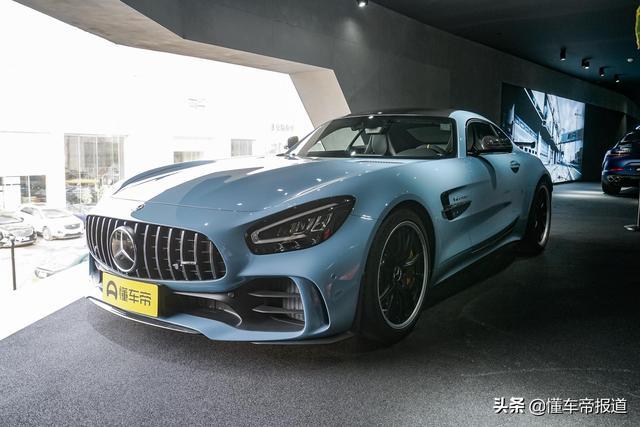 新车｜售198.8万起，阿斯顿·马丁新跑车上市，硬刚911？