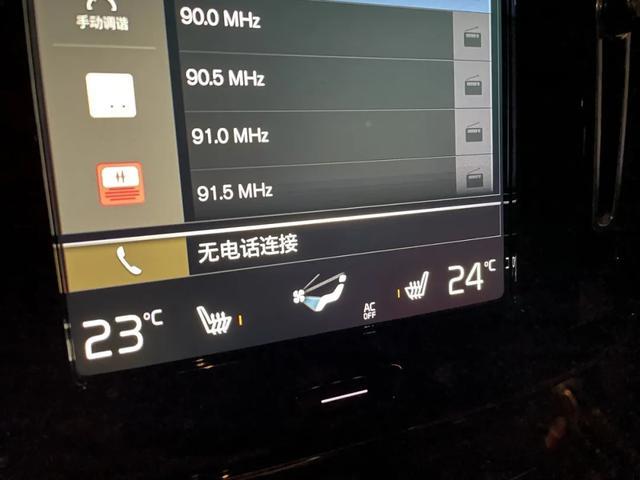 周末正确的打开方式 用沃尔沃XC40打卡汽车电影院
