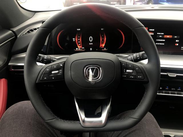 10万元你能买到什么样的SUV？试驾长安CS35 PLUS