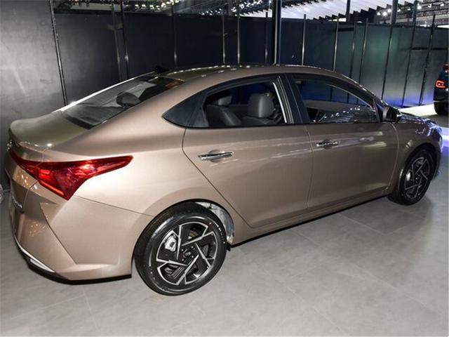 省油代步合资小车！现代悦纳全系四缸，油耗4.9L，低至5万起