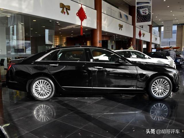 大尺寸的豪华品牌轿车，实惠不输奔驰E级，带你看凯迪拉克CT6