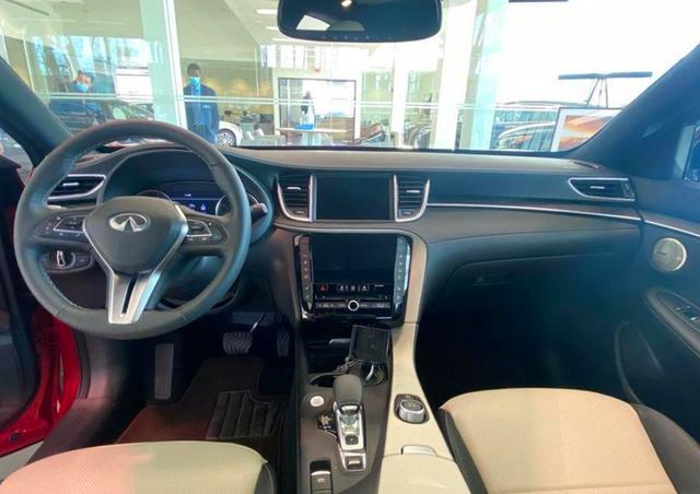 颜值很能打！全新英菲尼迪QX 55实车，2.0T引擎配四驱