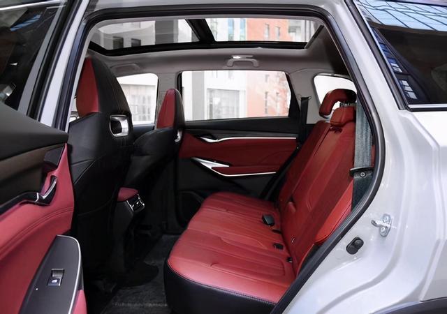 中国人买中国车—15万内自主紧凑型SUV，颜值与实力兼备