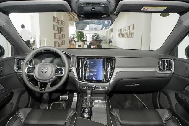适合自驾游的三款平价车，空间宽敞又实用，瓦罐、SUV全都有