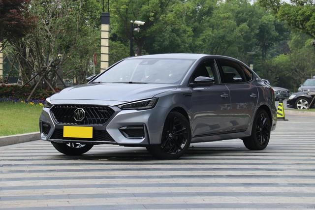 想买台10万级高颜值汽车，这三款了解下？都是热门SUV与轿车