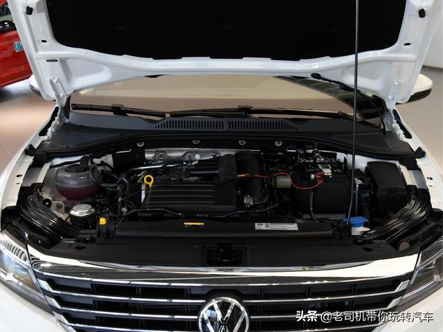 合资的热销实惠车，有自动挡，油耗不到6L，带你看大众朗逸