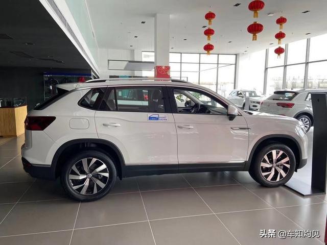 轴距超2米7的德系SUV！配湿式双离合，探店一汽-大众探岳