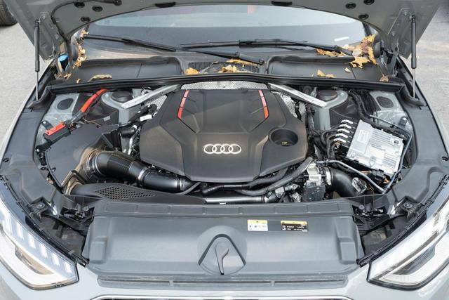 银耳+4.7S破百，S4这样的奥迪“家用车”，你爱了吗？