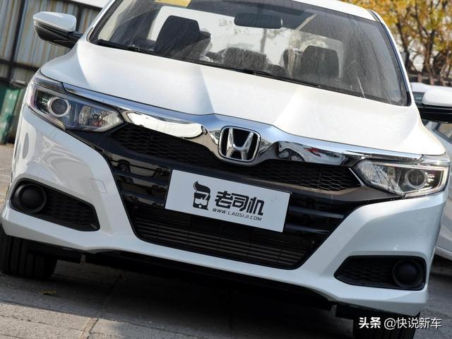 油耗低销量高，经济实惠又耐用的合资家用车，宝来 VS 凌派