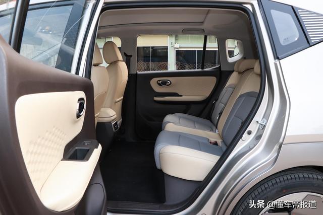 新车｜续航600公里 空间也有惊喜 试驾AION Y