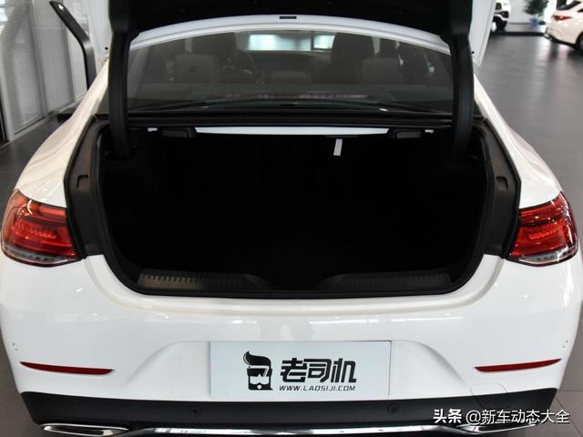 还是近5米的大车好看，如同奔驰E级般豪华，带你看奔驰CLS级