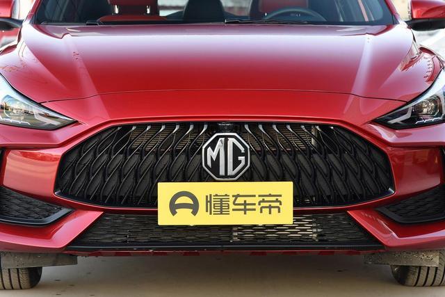 小年轻的第一台运动轿车该选谁？解析名爵5入门版
