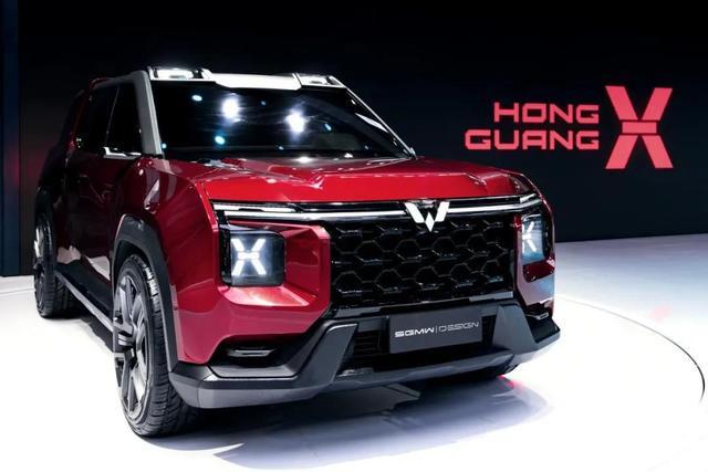 五菱再造神车！首款银标SUV4月发布，有国产路虎揽胜的味道？